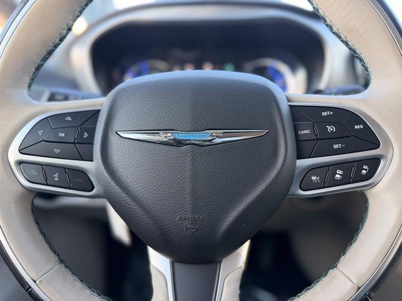 2018 CHRYSLER PACIFICA HYBRID LIMITED