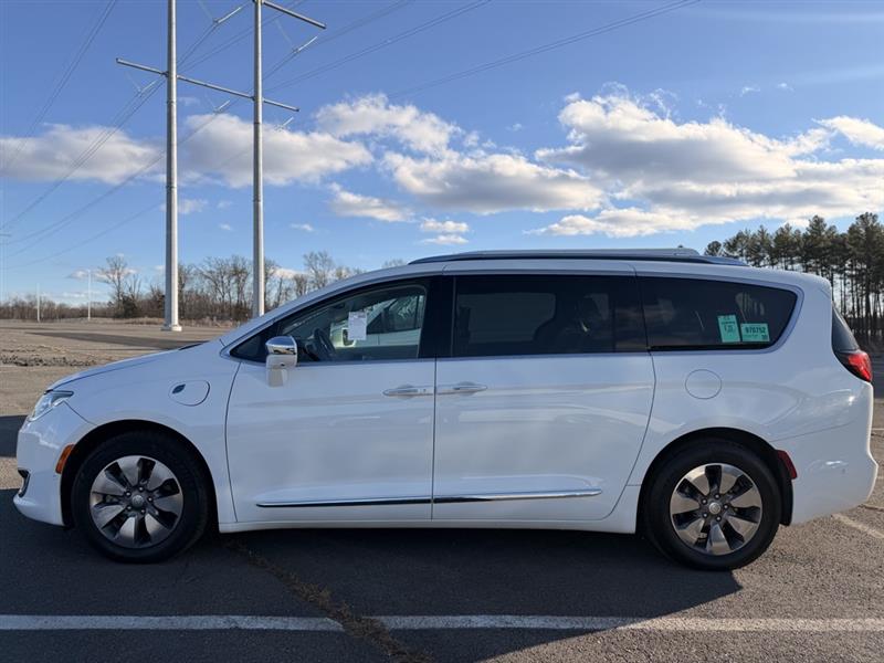 2018 CHRYSLER PACIFICA HYBRID LIMITED
