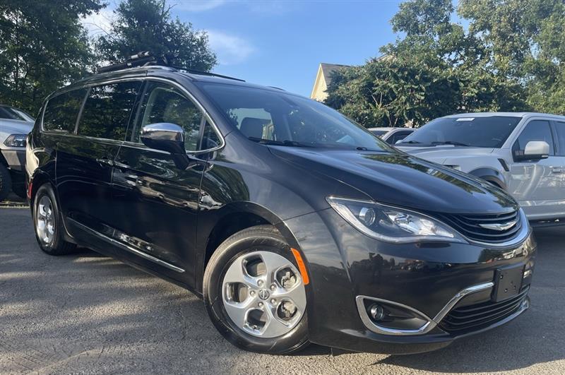 2018 CHRYSLER PACIFICA HYBRID LIMITED