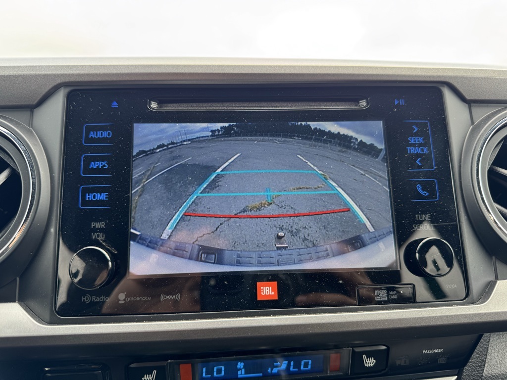 2016 Toyota Tacoma Limited photo 15
