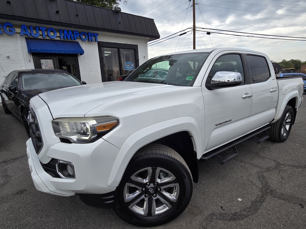 2016 Toyota Tacoma Limited photo 2