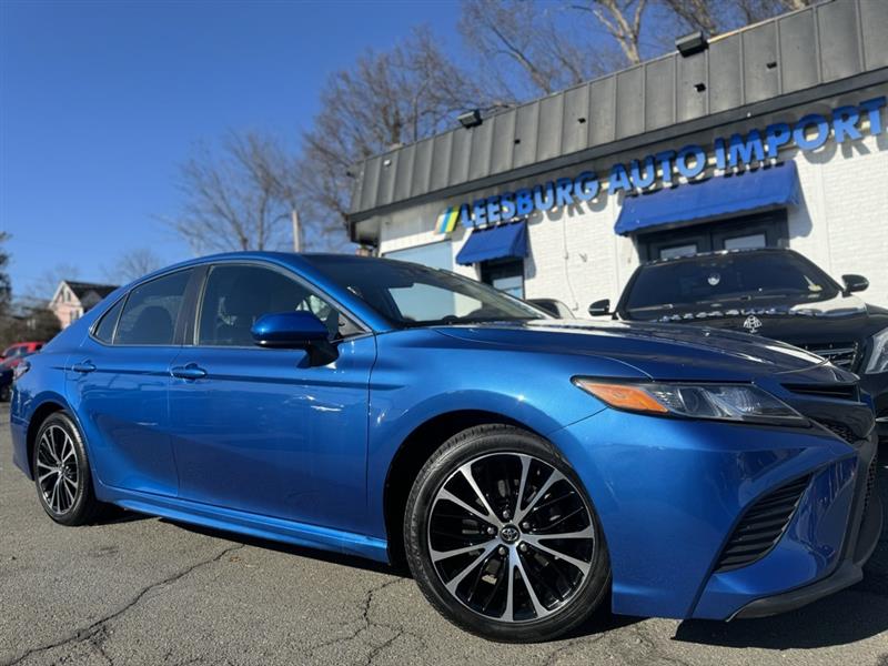 2020 TOYOTA CAMRY SE