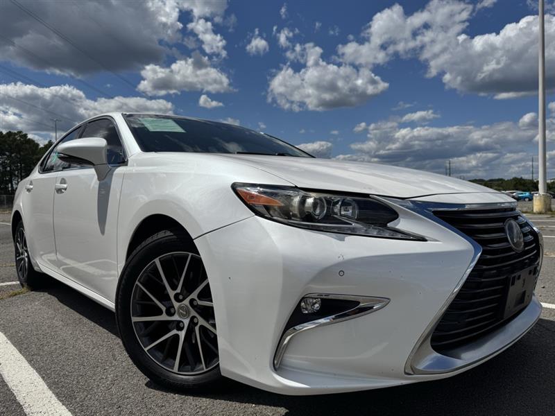 2017 LEXUS ES350 