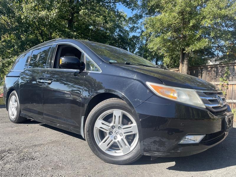 2011 HONDA ODYSSEY TOURING