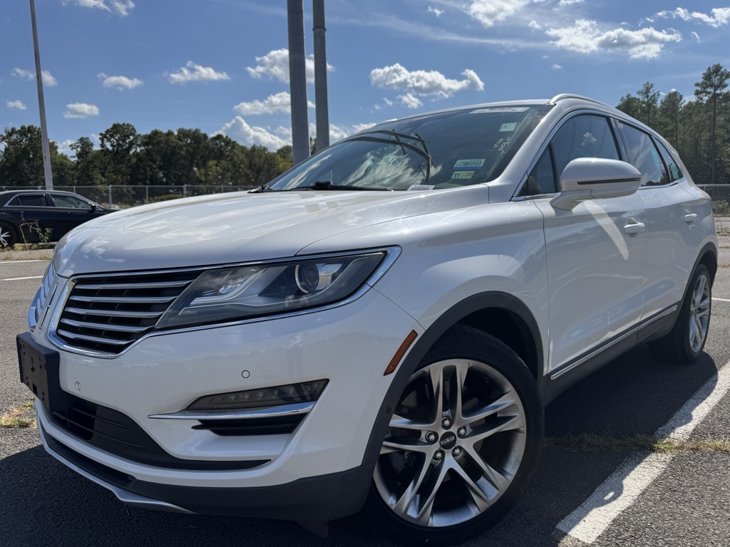 2015 Lincoln MKC Base's photo