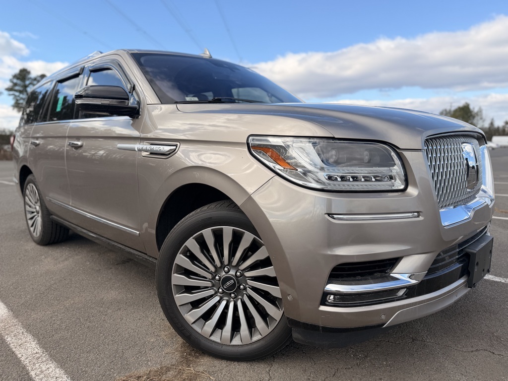 2018 Lincoln Navigator Reserve's photo