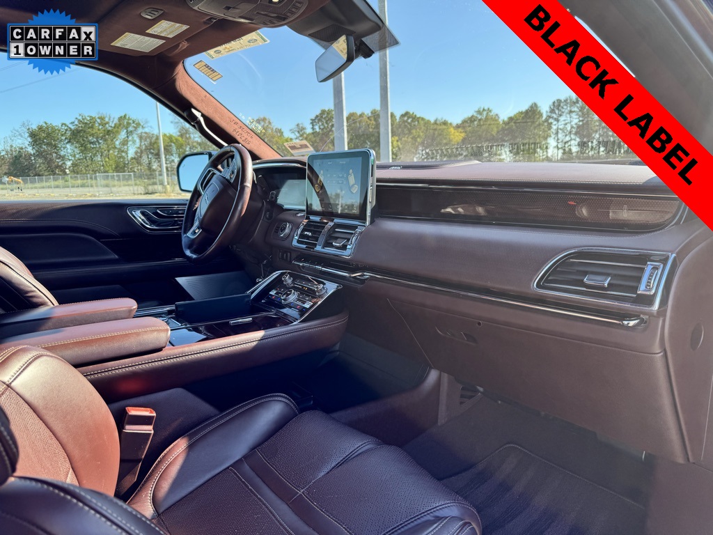 2020 Lincoln Navigator Black Label photo 10