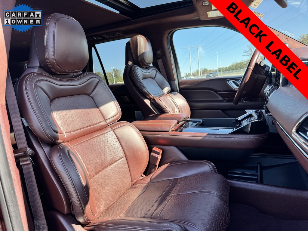 2020 Lincoln Navigator Black Label photo 11