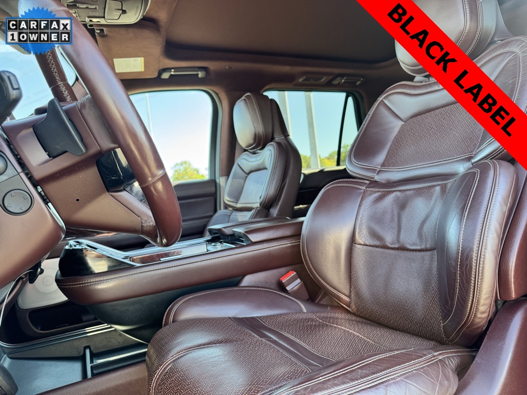 2020 Lincoln Navigator Black Label photo 12