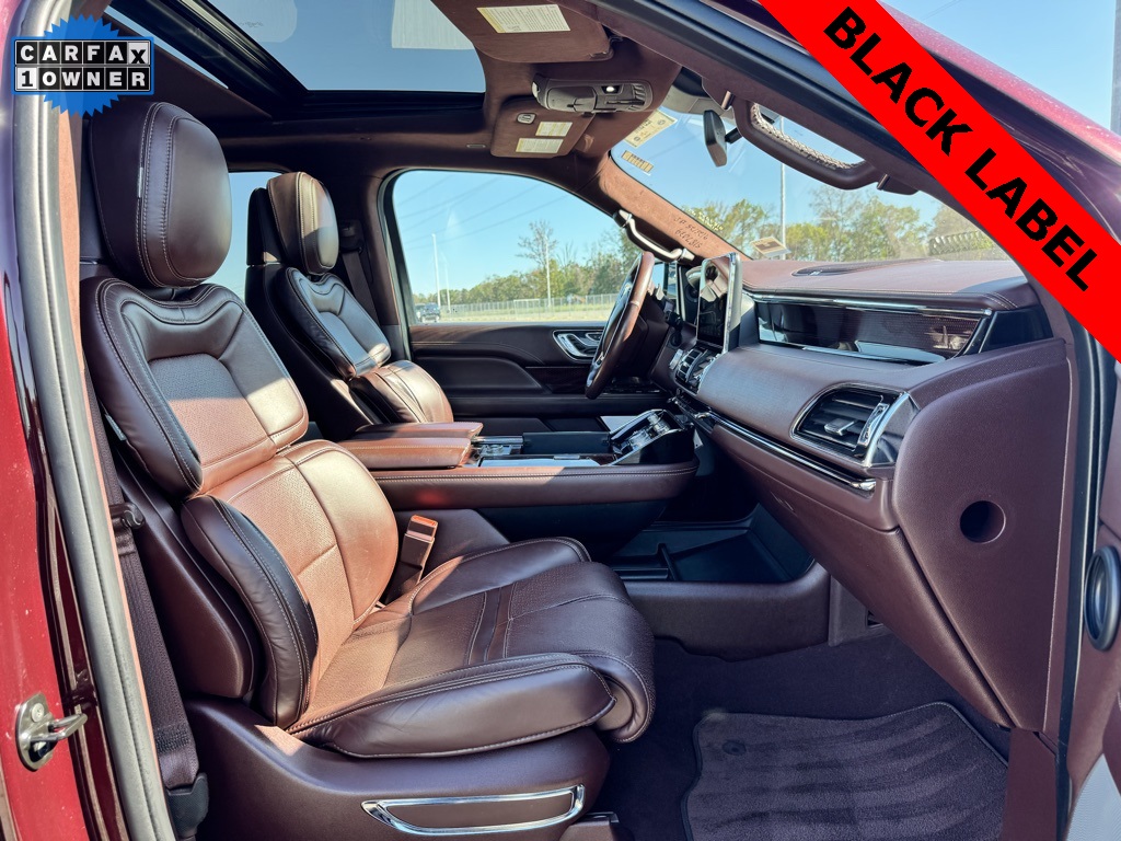 2020 Lincoln Navigator Black Label photo 13
