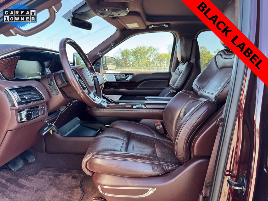 2020 Lincoln Navigator Black Label photo 14