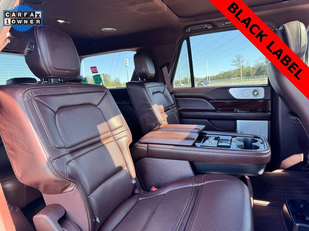 2020 Lincoln Navigator Black Label photo 15
