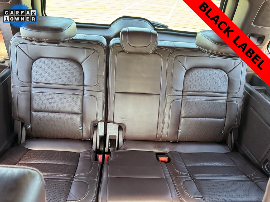 2020 Lincoln Navigator Black Label photo 19