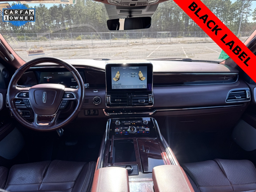 2020 Lincoln Navigator Black Label photo 20