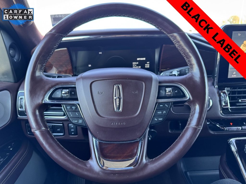 2020 Lincoln Navigator Black Label photo 24