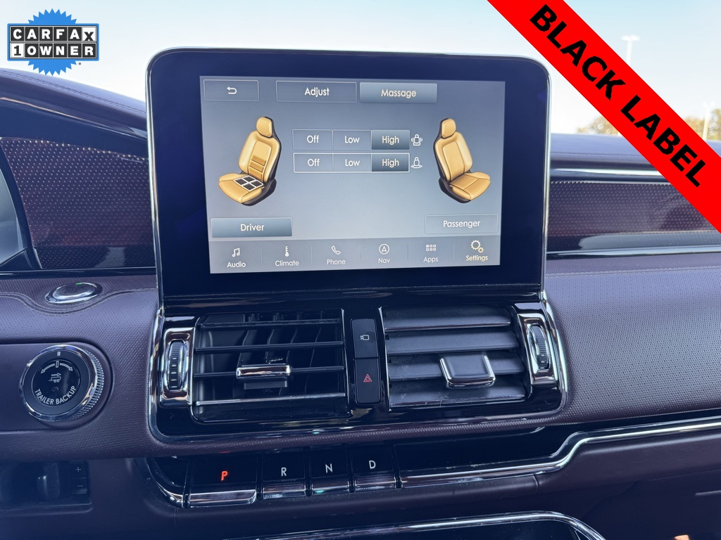 2020 Lincoln Navigator Black Label photo 27
