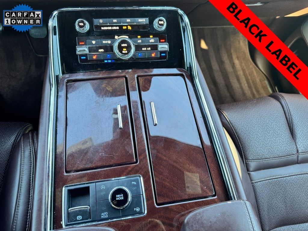 2020 Lincoln Navigator Black Label photo 28