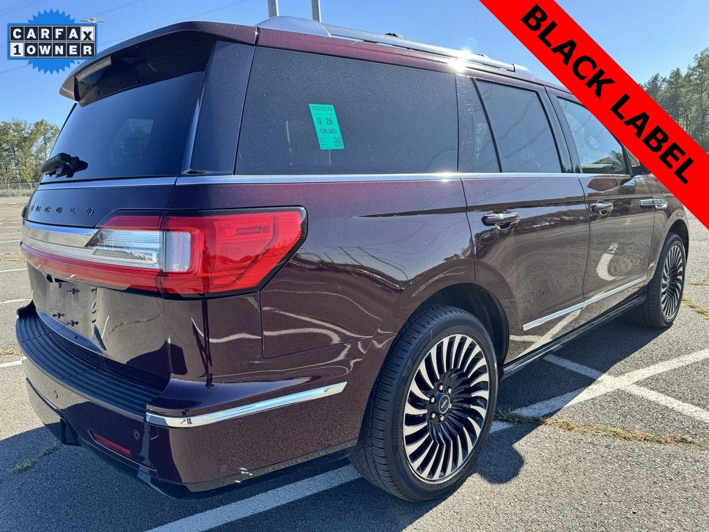 2020 Lincoln Navigator Black Label photo 3