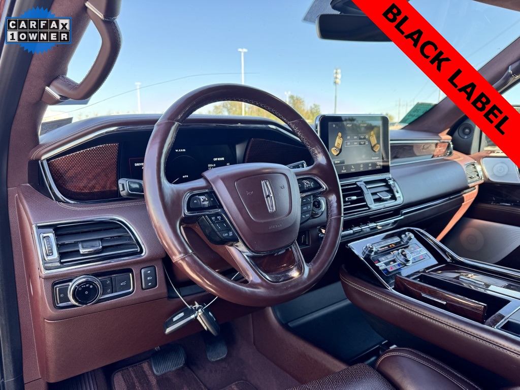 2020 Lincoln Navigator Black Label photo 9