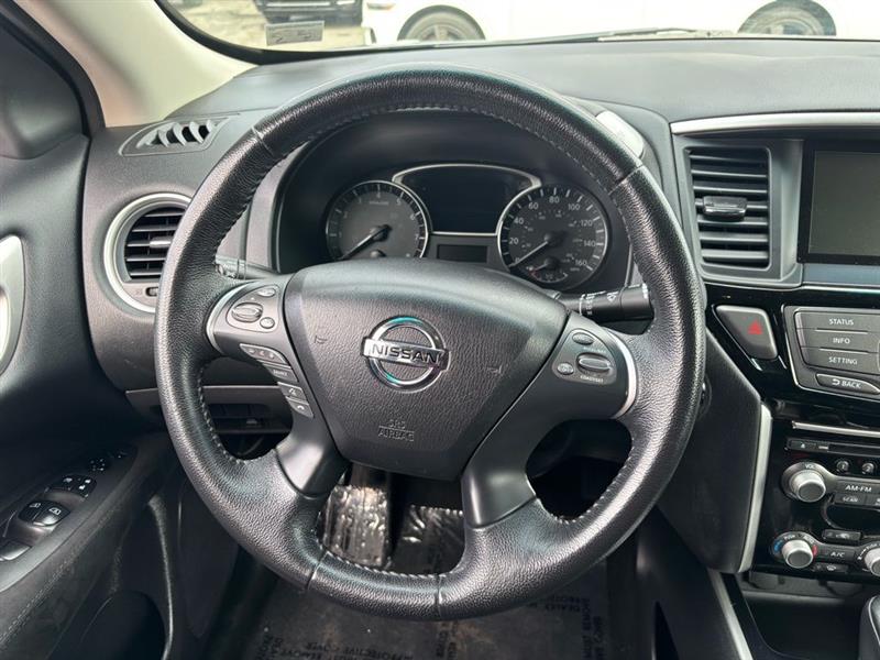 2013 NISSAN PATHFINDER SV