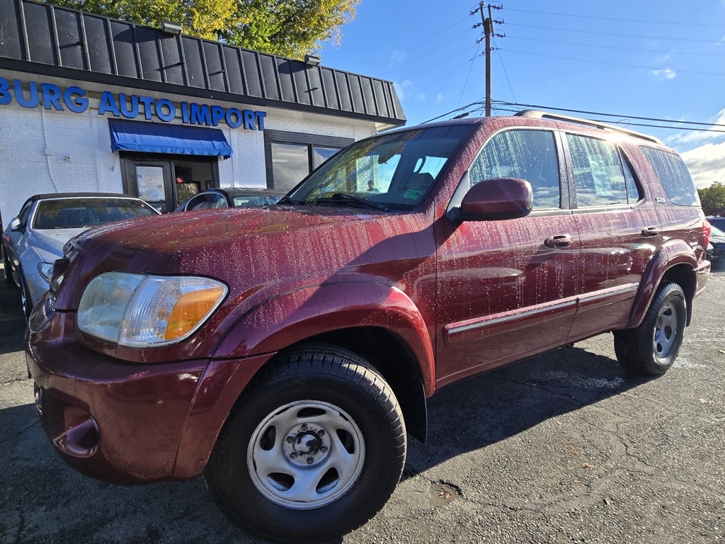 2007 Toyota Sequoia SR5's photo