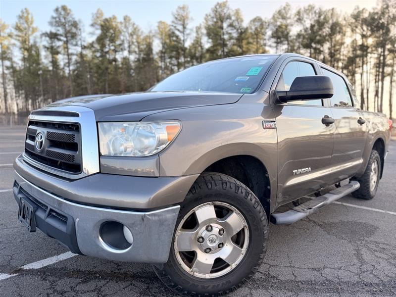 2010 TOYOTA TUNDRA 