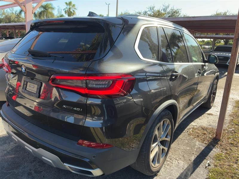 2019 BMW X5 XDRIVE40I