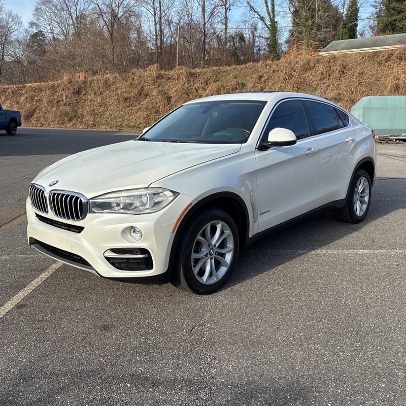 2016 BMW X6 XDRIVE50I