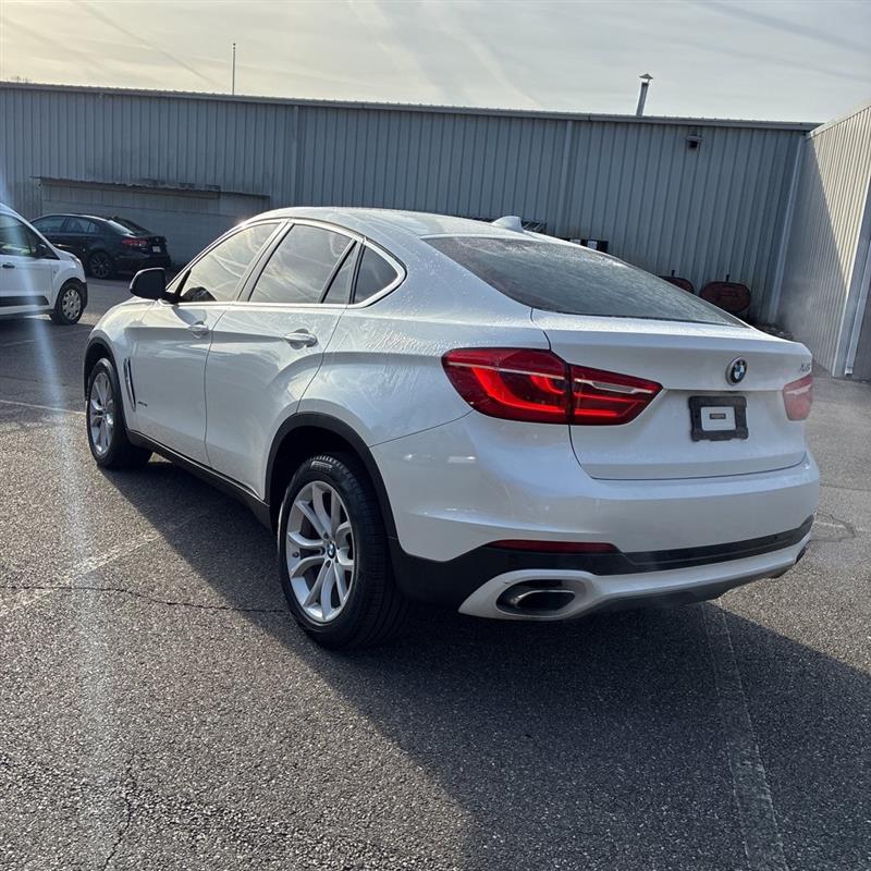 2016 BMW X6 XDRIVE50I
