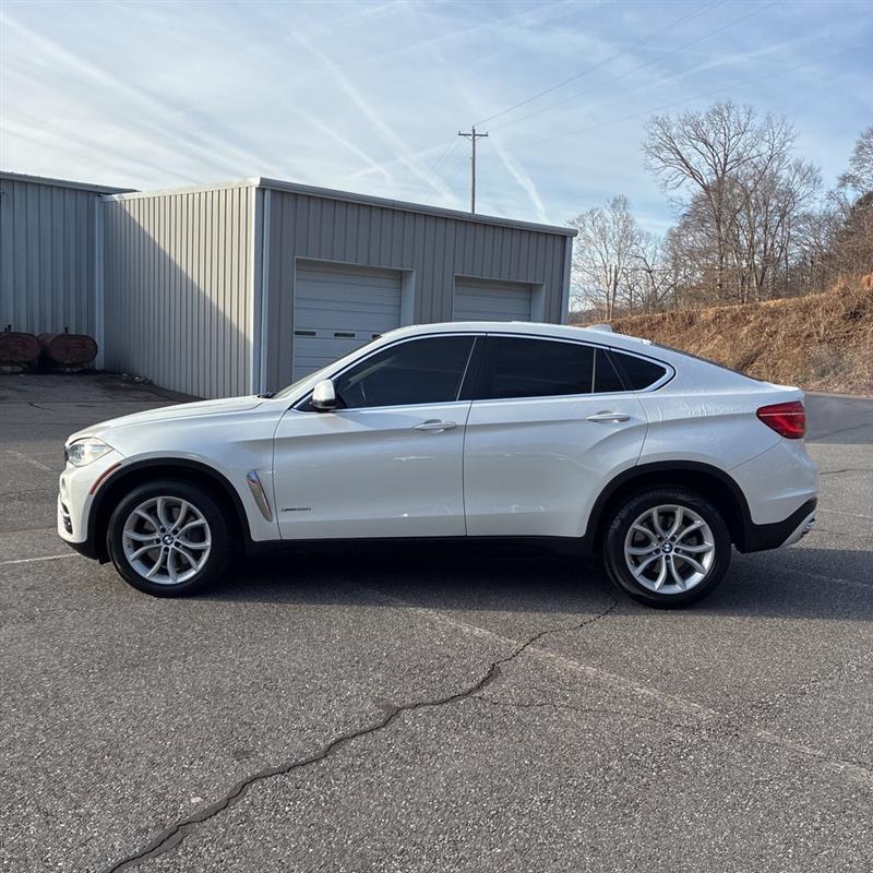 2016 BMW X6 XDRIVE50I