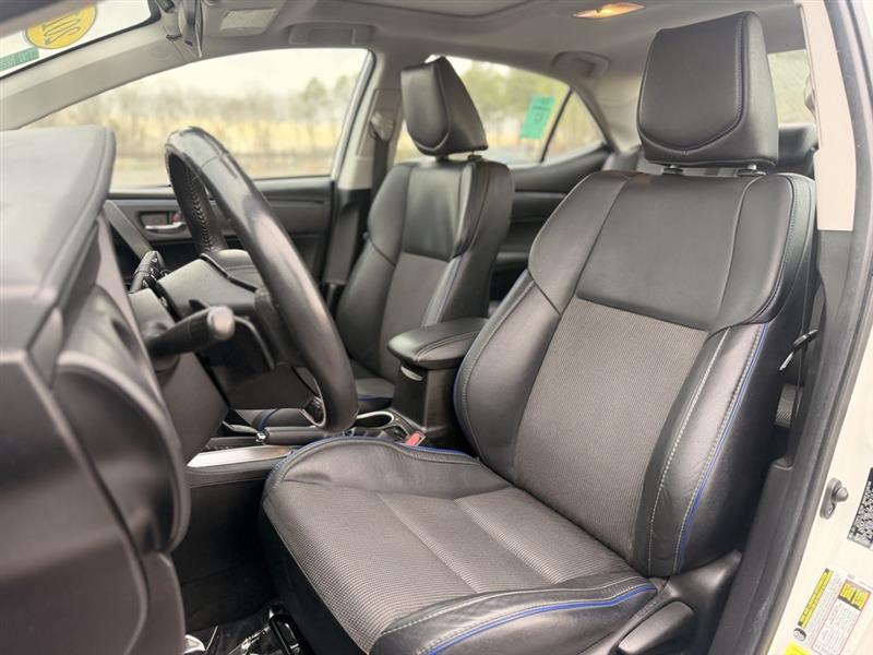 2018 TOYOTA COROLLA SE