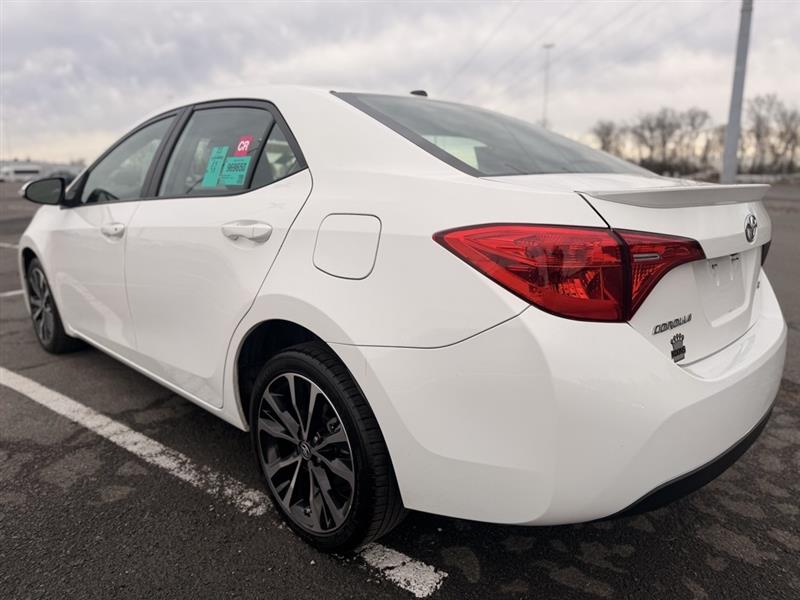 2018 TOYOTA COROLLA SE