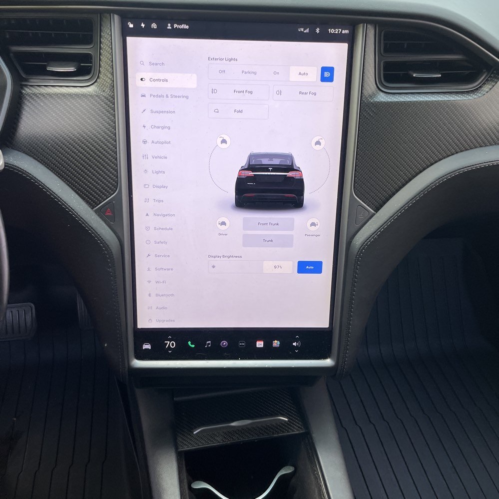 2018 Tesla Model X 75D photo 14