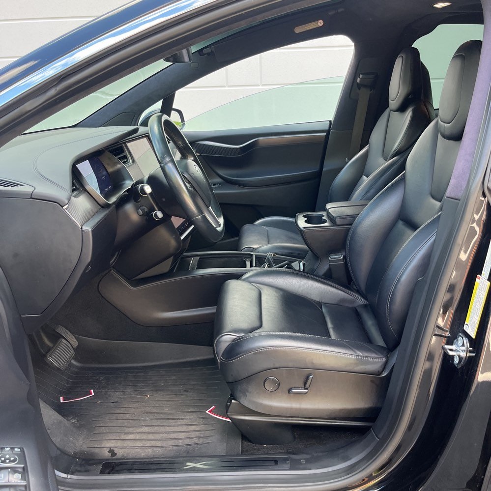 2018 Tesla Model X 75D photo 8