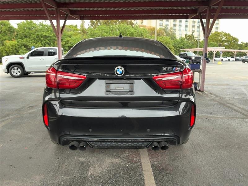2016 BMW X6 M 