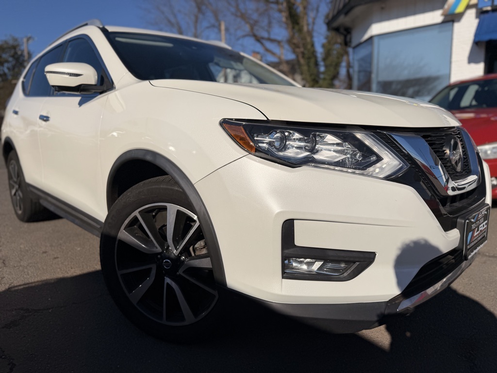 2018 Nissan Rogue SL's photo