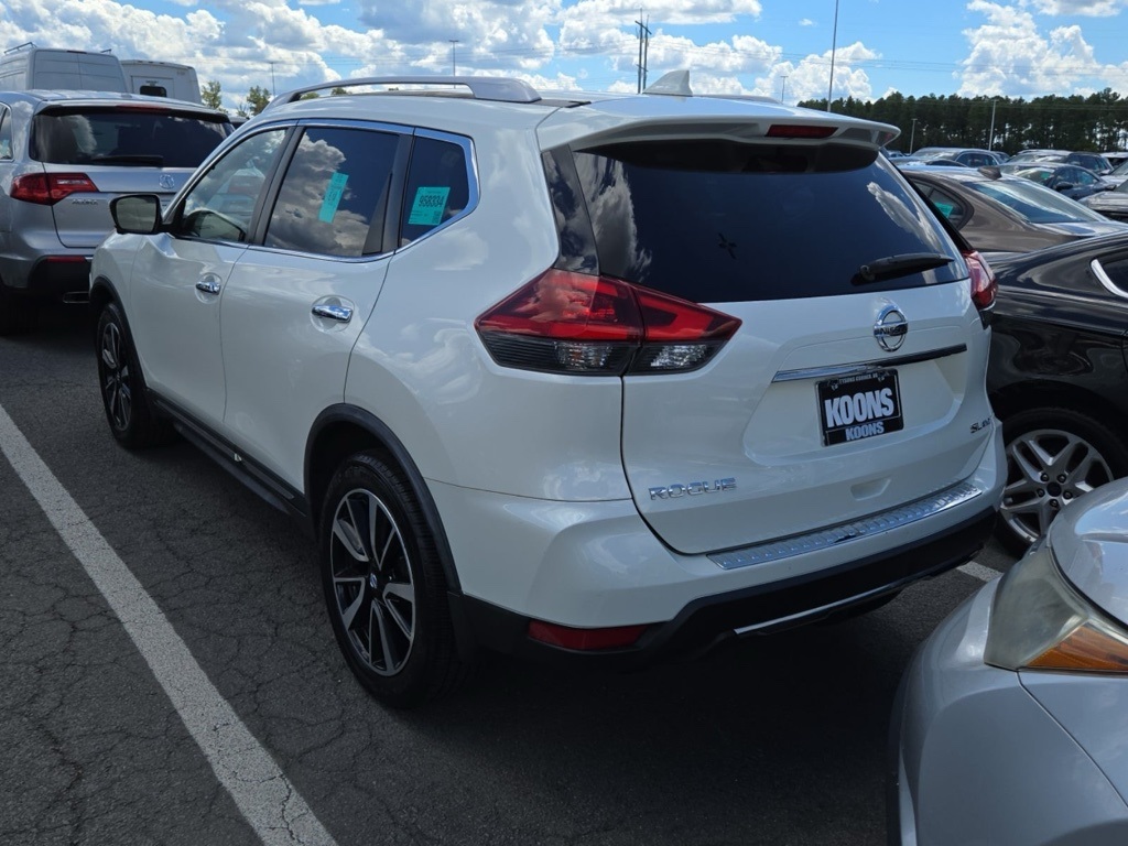 2018 Nissan Rogue SL photo 4