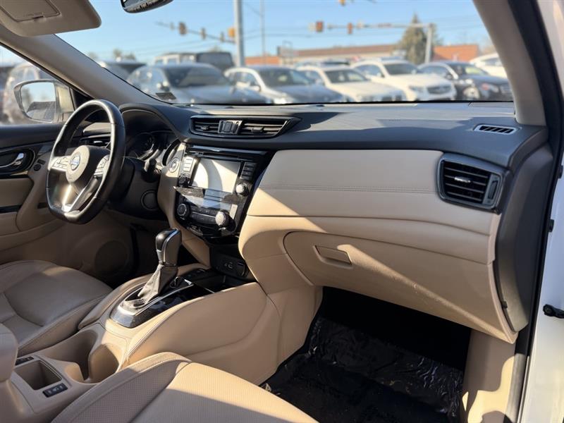 2018 NISSAN ROGUE SL