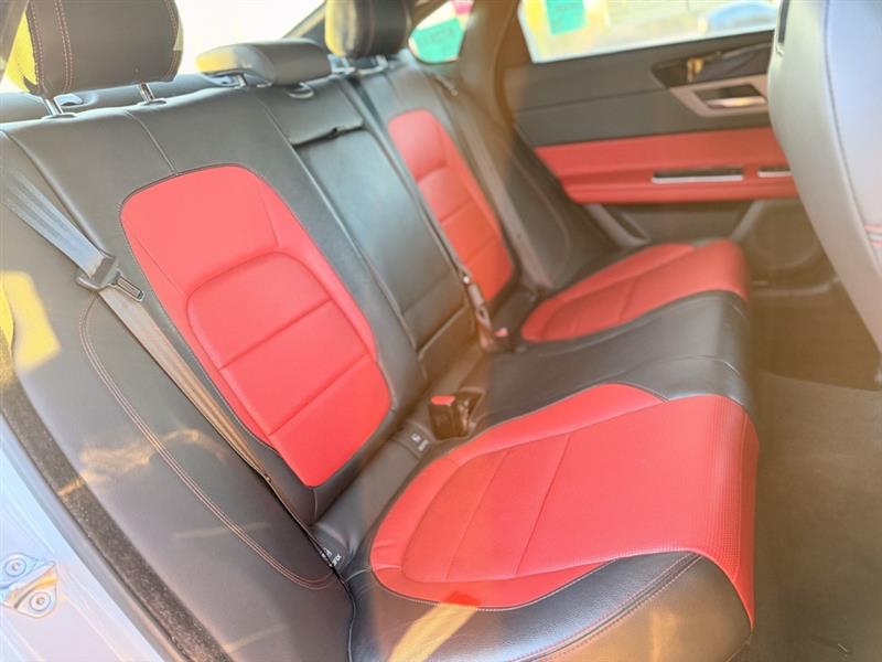 2020 JAGUAR XF 30t Checkered Flag Limited Edition