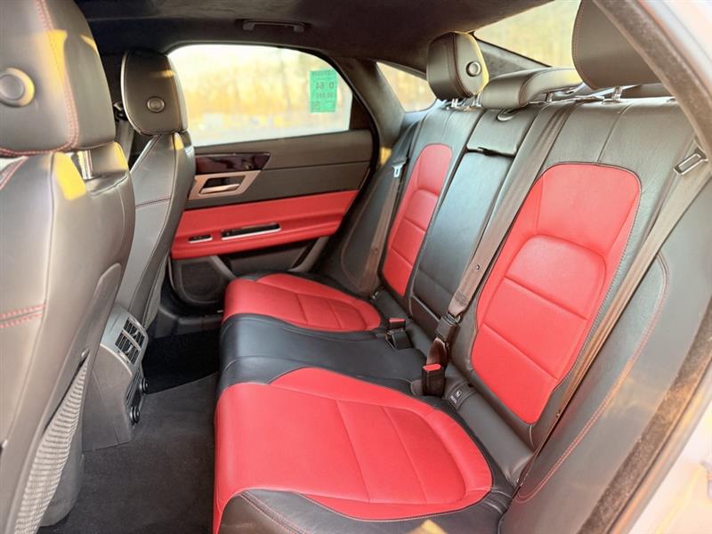 2020 JAGUAR XF 30t Checkered Flag Limited Edition