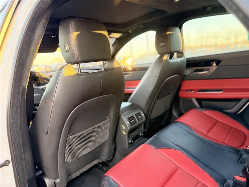 2020 JAGUAR XF 30t Checkered Flag Limited Edition