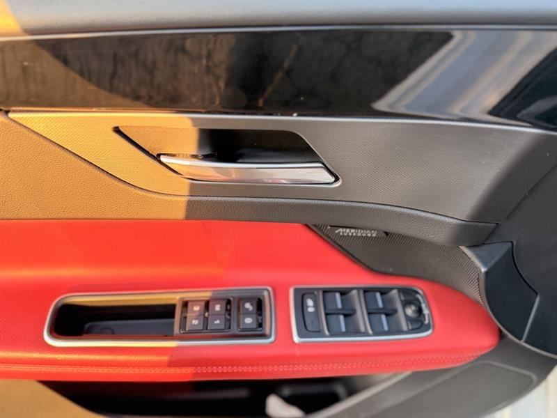 2020 JAGUAR XF 30t Checkered Flag Limited Edition