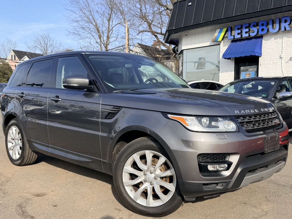 2015 Land Rover Range Rover Sport SE's photo