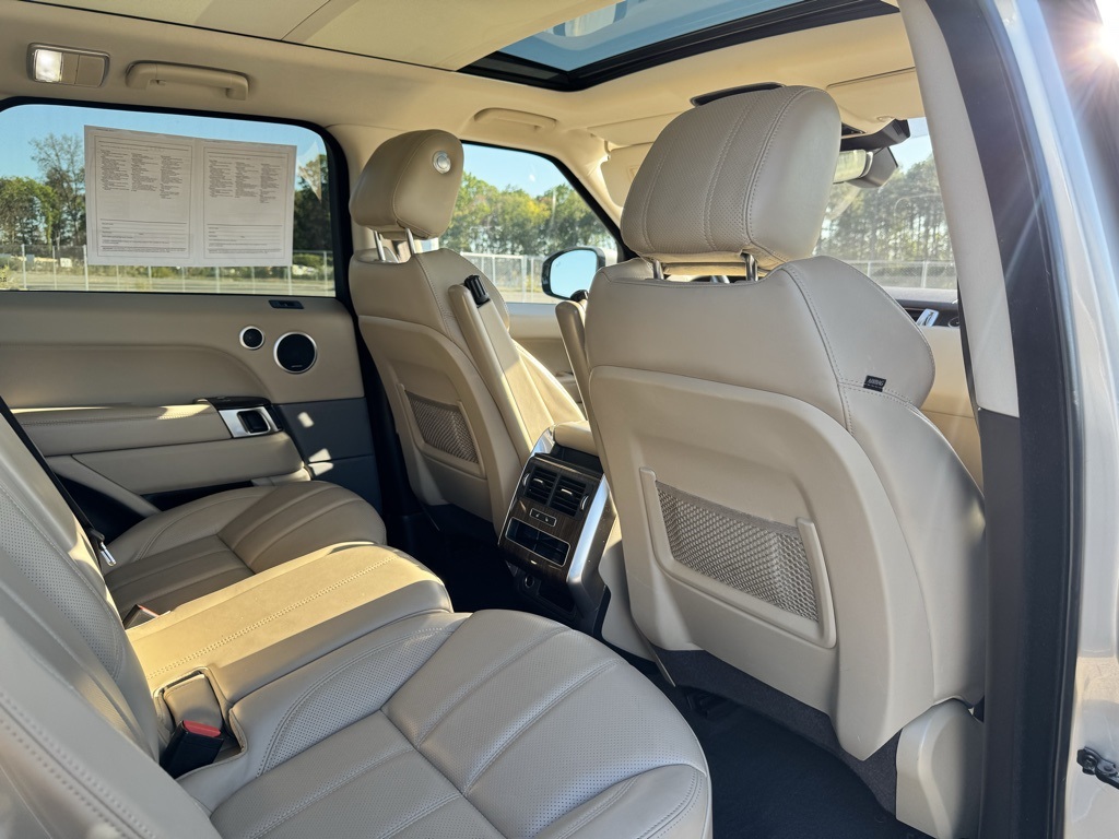 2017 Land Rover Range Rover Sport SuperCharged HSE photo 15