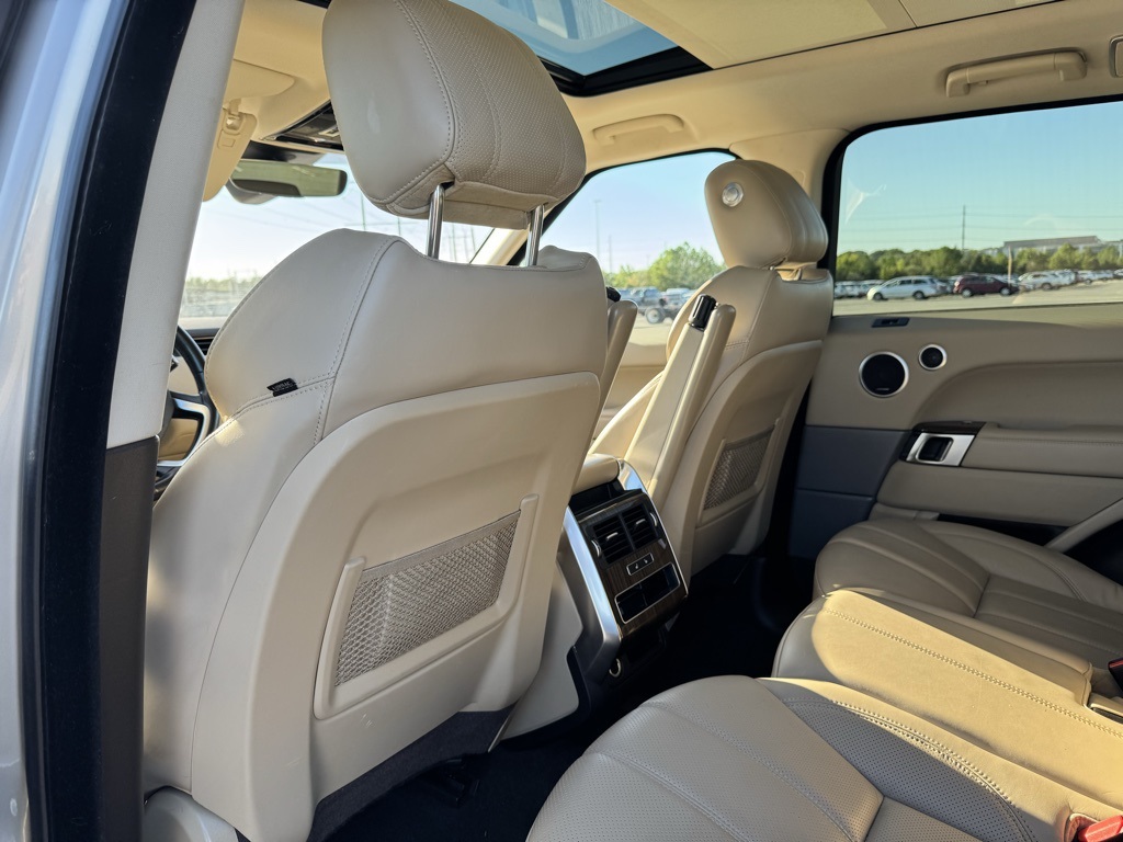 2017 Land Rover Range Rover Sport SuperCharged HSE photo 16