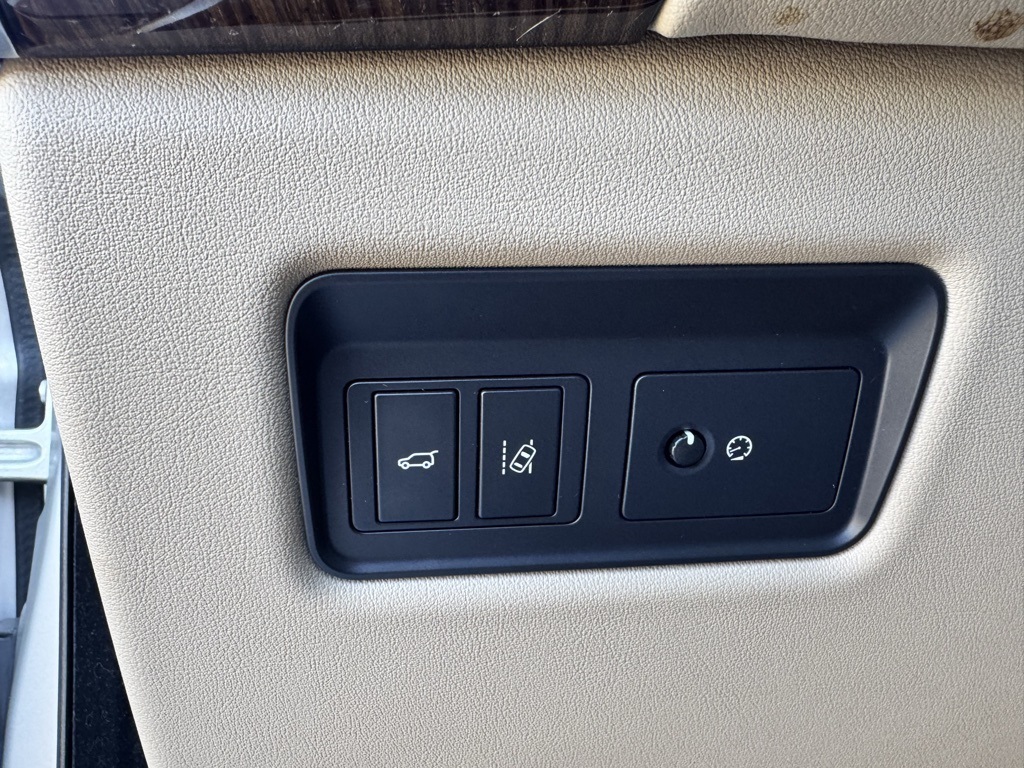 2017 Land Rover Range Rover Sport SuperCharged HSE photo 20