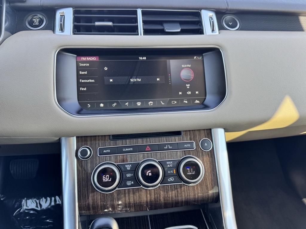 2017 Land Rover Range Rover Sport SuperCharged HSE photo 24