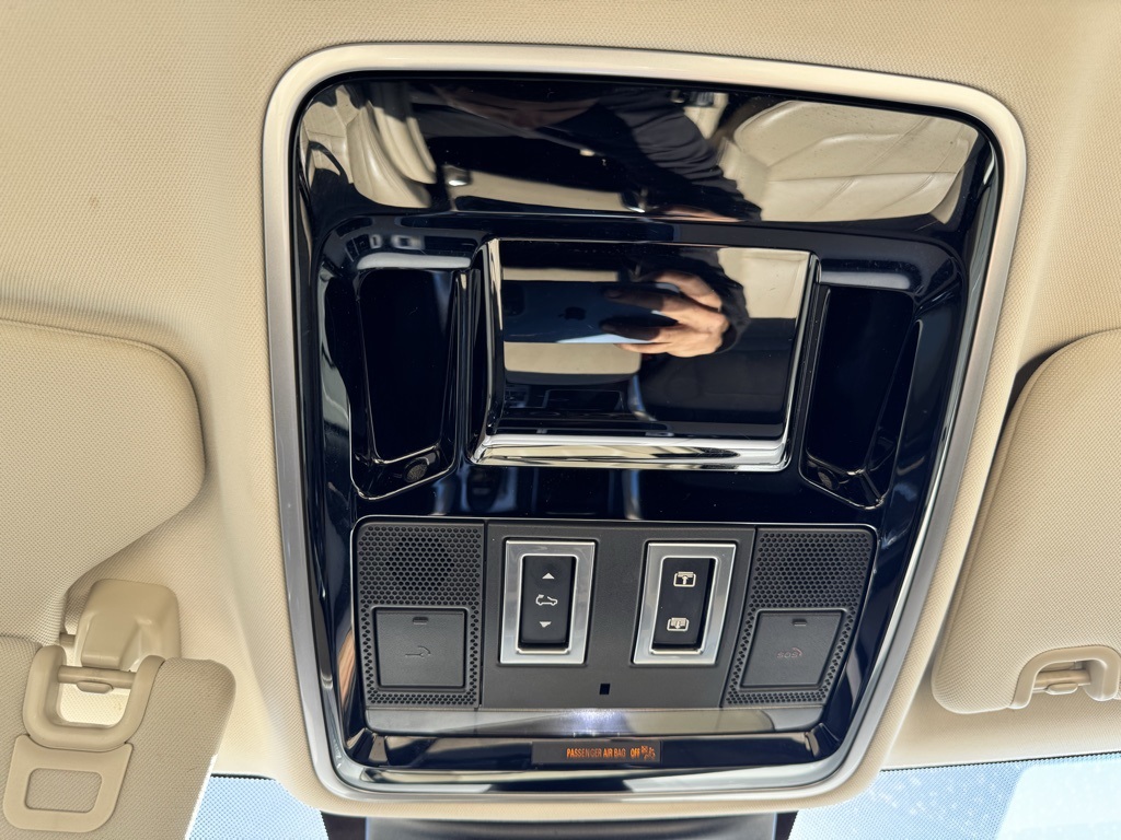 2017 Land Rover Range Rover Sport SuperCharged HSE photo 27