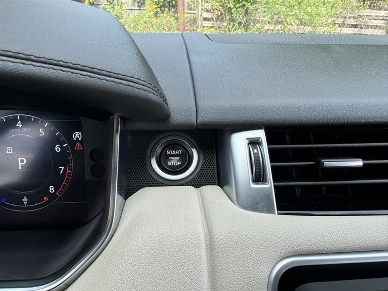 2019 LAND ROVER RANGE ROVER HSE