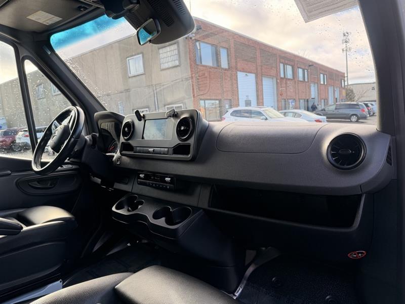 2022 MERCEDES-BENZ SPRINTER 2500 HIGH ROOF 15 PASSNEGER